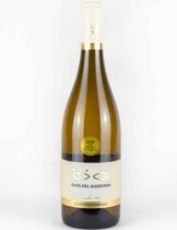Ojos de Guadiana Chardonnay white wine bottle photo