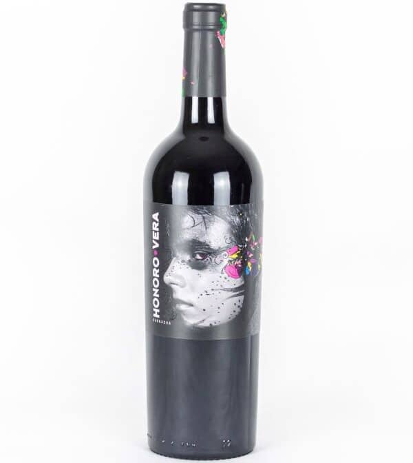 Foto de Honoro Vera diferencias entre un vino blanco y un tinto