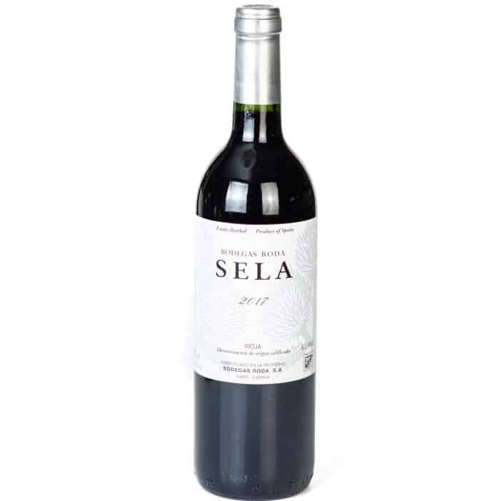 Sela red wine from bodegas Roda photo